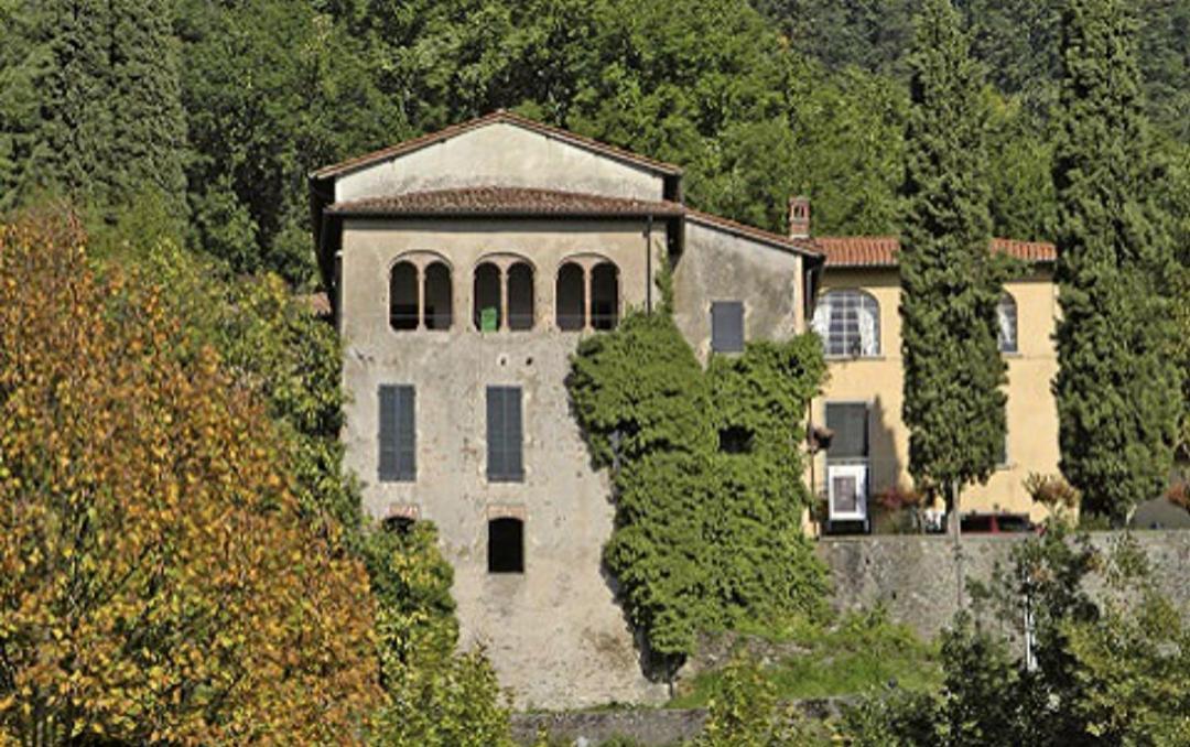 Affittacamere La Foresta Di Sopra Barga Bagian luar foto
